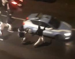 Il Senegal alza la coppa, in Barriera calci contro la volante della polizia [IL VIDEO]