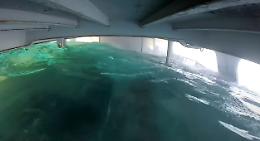 Così viene affondata l'ex nave da guerra della Marina messicana