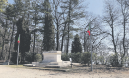 I parchi della collina: dal Faro della Vittoria fino a Villa Genero