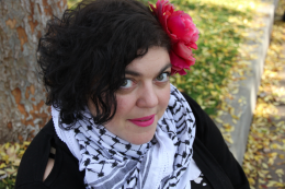 La sposa equilibrista fugge sui fili del bucato: le storie di Randa Jarrar per le donne libere