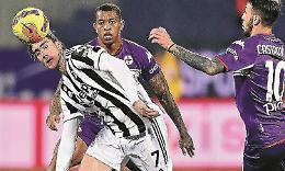 La Juve passa a Firenze con un’autorete al 92°. Vlahovic, quanti fischi