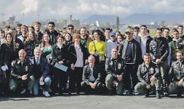 Lezioni di volo al via per 160 giovani alunni: «Diventeremo piloti»