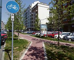 Ciclabili, dehors e isole pedonali: si sono mangiati 2mila parcheggi