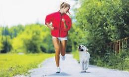 Correre all’aria aperta con Fido fa bene, ma attenzione ai consigli del veterinario