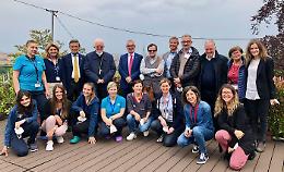 Monsignor Nosiglia in visita alla Fondazione Faro