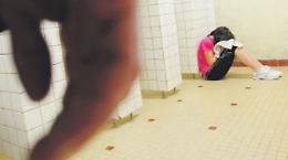 «Ha violentato quattro bimbe dal 2008». La prescrizione salva il pedofilo seriale