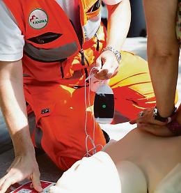 Il corso per imparare a salvare vite: il Defibrillation Day è in tutta Italia