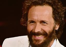 Jovanotti: «Stregato dalle poesie futuriste. I miei versi per la vita»