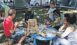 Il cortile della scuola aperto al quartiere: «Luogo di scambio e coesione sociale»