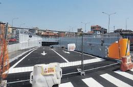 Le bollette alle stelle, furti, traffico e cantieri: la crisi nera dei negozi