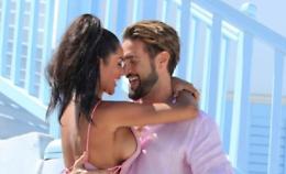 I guai di Delia Duran e Alex: «Dobbiamo fare meno sesso»