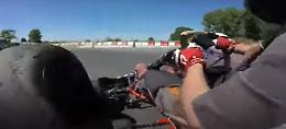 Scontro durante la gara di go-kart: la macchina si ribalta