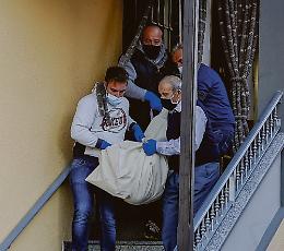 Madre uccisa con 23 coltellate: al figlio 16 anni di condanna