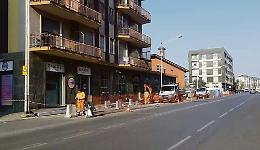 Stop alla nuova pista ciclabile: «Cancella troppi parcheggi»