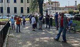 Rivolta degli anziani al giardino: petizione per la riqualificazione