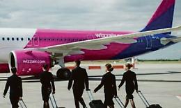 Hostess malata, giù i passeggeri. E in aeroporto scoppia il caos