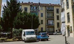 Rivolta per gli alloggi occupati: «Dovete sgomberarli subito»