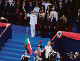 La sfilata dell’Arma e la torta al Sermig: silenzio sul governo [FOTO e VIDEO]