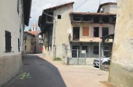 Litiga con la moglie e le spara: arrestato per tentato omicidio