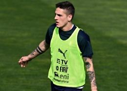 Zaniolo e Tonali, notifica degli atti della Procura di Torino a Coverciano: "Ora lasciano il ritiro dell'Italia"