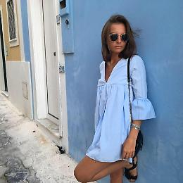 Persiana cade in strada: 27enne colpita e uccisa