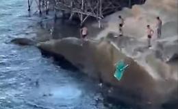 Come può una sdraio arginare il mare?