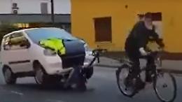 Il soccorso stradale? Arriva...in bicicletta