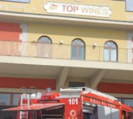 Una fiammata in distilleria: operaio ustionato al Cto