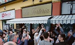 Chiude per sfratto la Torteria, simbolo delle proteste No Vax
