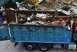 Sul camion di un pensionato 500 chili di rifiuti pericolosi