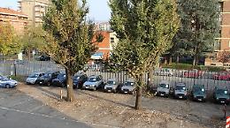 Un parcheggio per auto rubate: un carrozziere finisce in cella [VIDEO]