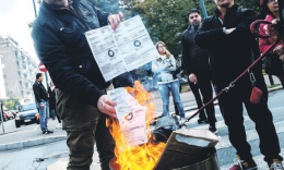 I commercianti bruciano le bollette: «Con questi prezzi chiudiamo tutti»