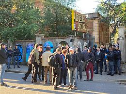 Sgomberato l'Edera Squat in via Pianezza: sette denunciati [FOTO e VIDEO]