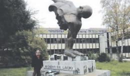 «Non spostate la mia opera ai Caduti nel Monumentale»