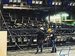 Lavori no-stop al Regio: un mese per il kolossal firmato Riccardo Muti