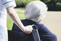 Rsa, la “retta” rimane a carico delle famiglie: «Finiamo sul lastrico»