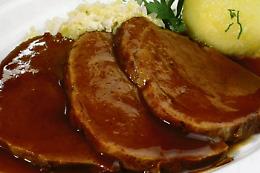 Sua maestà il brasato al Barolo: perfetto con un mix di verdure