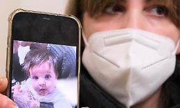 Bimba salvata dal virus grazie ai medici eroi e al polmone artificiale [VIDEO]