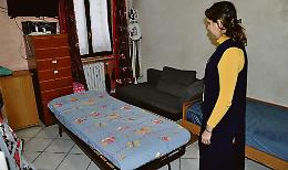«Non riesco più a fare le scale e non mi cambiano l’alloggio»