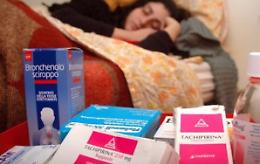 Stangata sui farmaci, la Tachipirina +10%. E le medicine continuano a scarseggiare