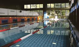 Bagni allagati e piscina chiusa da 6 anni: «Fare sport è dura. L’impianto è a pezzi»