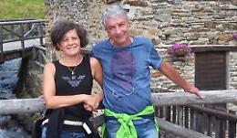 Uccide il marito padrone, aveva minacciato il figlio: «Gli ho tagliato la gola»