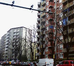Accesi 2 nuovi T Red in città: «Semafori pronti a multare»