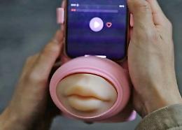Dalla Cina arriva Mua: il dispositivo per mandare baci a distanza