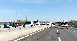Venaria Reale, nuovo incidente allo svincolo: auto ribaltata, traffico bloccato