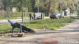 Esce di strada in corso Casale e muore sul colpo