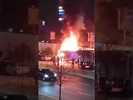Ancora incendi in corso Venezia: IL VIDEO
