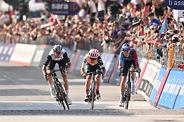 Un americano al Giro d'Italia
McNulty vince la volata a tre