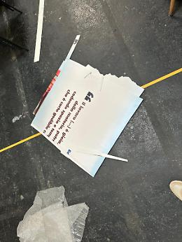 Salone del Libro, un'altra grana: danneggiato lo stand del sindacato Ugl