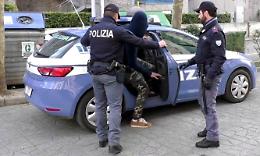 A Porta Palazzo la mafia nigeriana ricava milioni con i farmaci illegali 